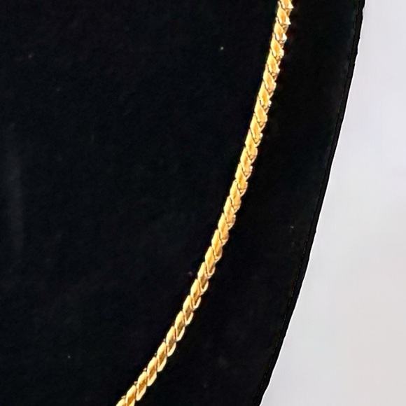 Vintage Vendome Signed Chunky Chain Necklace Gold Tone 13 inches - Picture 4 of 4